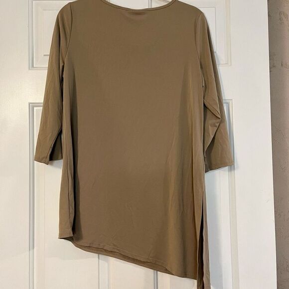 Susan Graver Tan Asymmetrical Liquid Knit Quarter Sleeves Medium Tunic Blouse - Picture 3 of 10